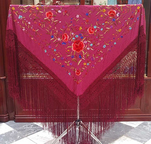 Mantón Seda Color Burdeos Bordado a Mano 140 cm.
