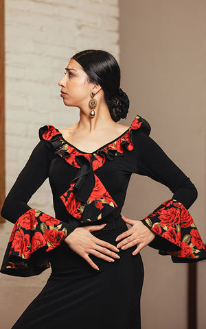 Top flamenco negro Lola con escote U con volantes y chorrera de crespón