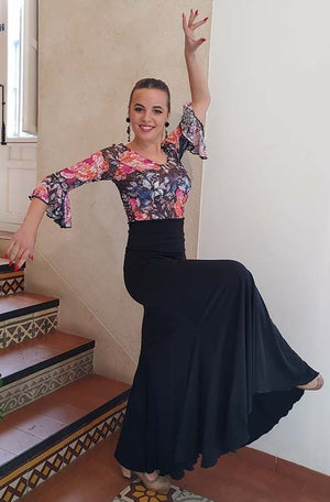Falda Flamenco Negra Entallada Con Mucho Vuelo