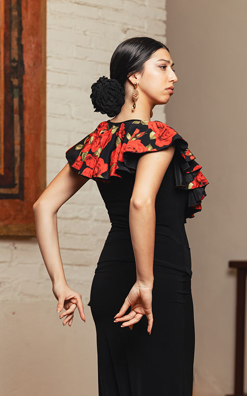 Top flamenco negro Almanzora con escote redondo y volantes de crespón