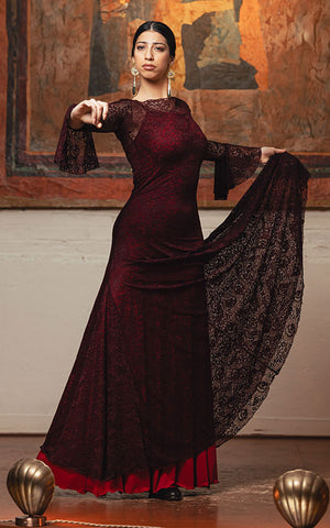 Vestido largo Poveda de encaje color granate