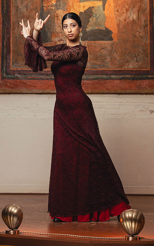 Vestido largo Poveda de encaje color granate