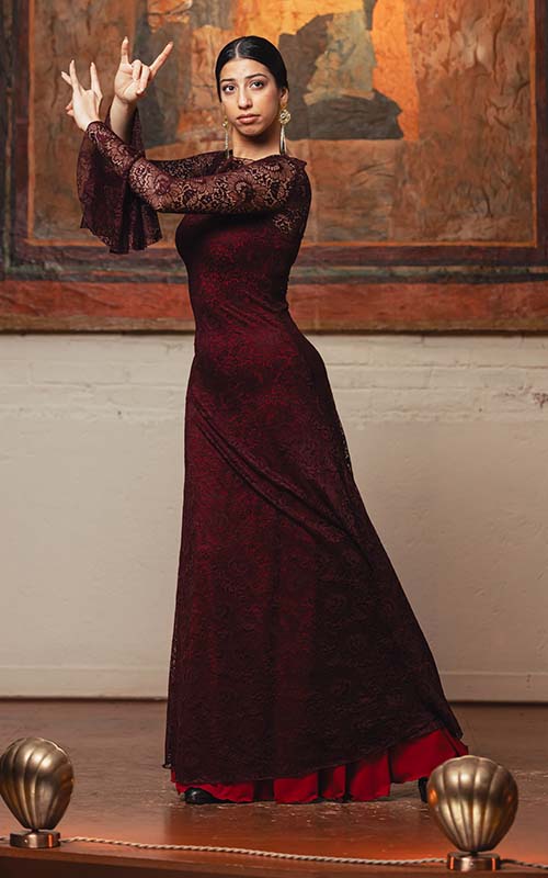 Vestido Poveda de encaje color granate