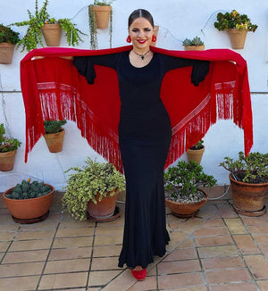 Mantón En Pico Rojo Liso Doble Tejido