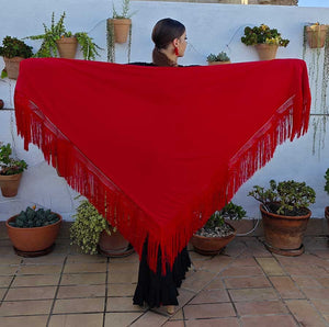 Mantón En Pico Rojo Liso Doble Tejido