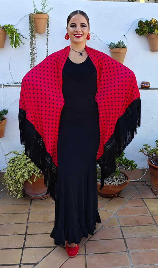 Mantón En Pico Rojo Lunar Negro Con Flecos Negros Doble Tejido