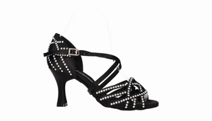 Chaussure de danse de salon noire ornée de strass en cristal sur l'empeigne et le talon