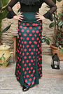 Falda flamenco verde botella con lunares rojos con mucho vuelo