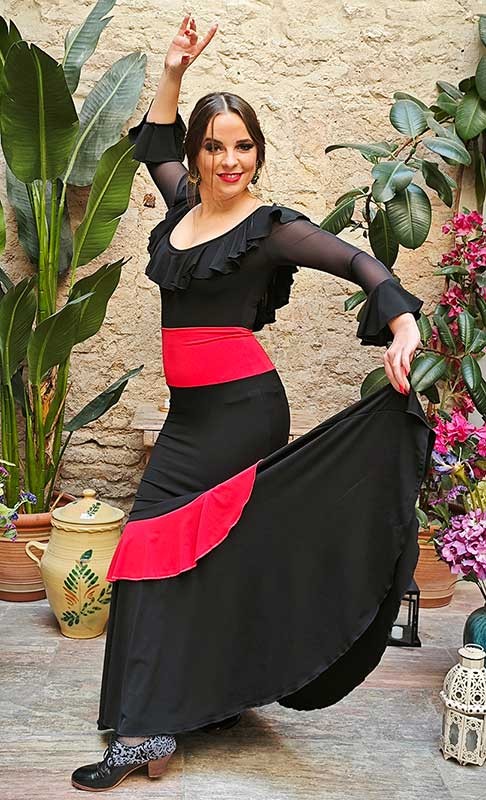Black and Red Knee-Length Fitted Flamenco Skirt