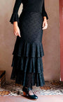 Falda flamenco de encaje negro con 3 volantes