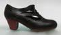 Zapato de baile flamenco profesional piel negro con detalle calado y cordones