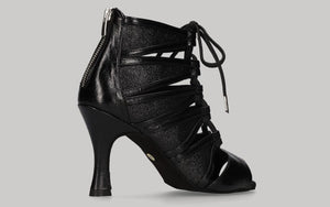 Zapato tipo botín para baile de salón negro calado con cierre cremallera en el talón