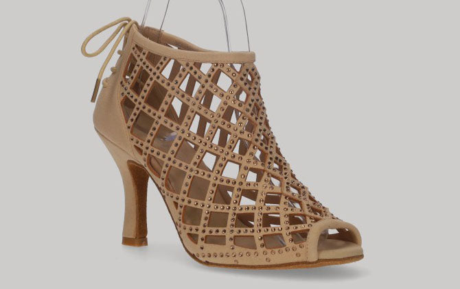 Zapato calado abotinado para baile de salón beige calado con cierre cremallera en el talón