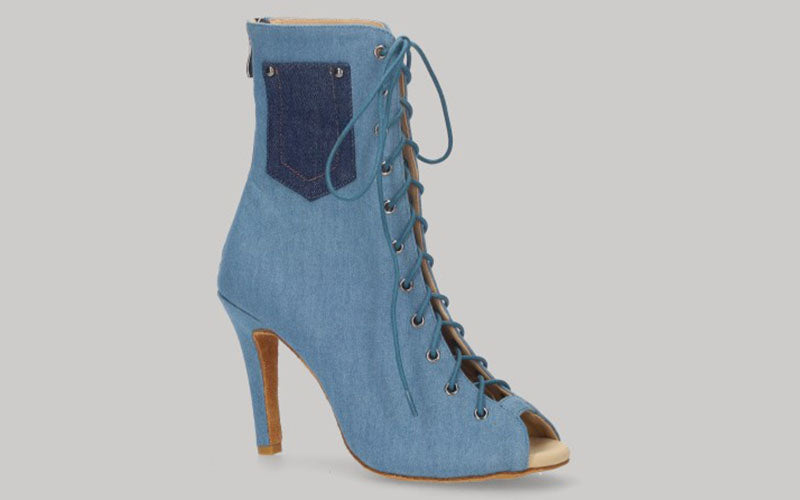 Zapato abotinado para baile de salón de lona vaquera azul claro con cordones y cierre de cremallera en talón