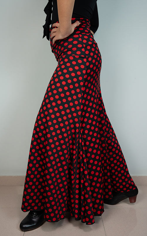 Falda flamenco negra con lunares rojos con mucho vuelo
