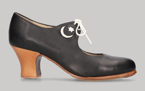 Zapato de baile flamenco profesional piel negro con adorno estrella y luna en blanco