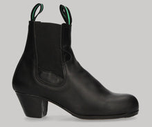 Professional black leather sewn flamenco boot