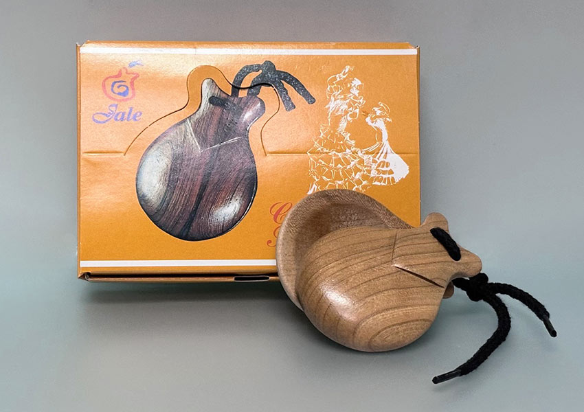 Natural wood castanets for beginners