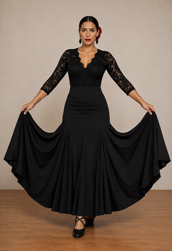Falda flamenco de punto licra negra con 6 palas y 6 godets entallada a 1/2 cadera con mucho vuelo