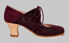 Zapato de baile flamenco profesional combinado en piel repujada burdeos y ante