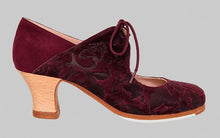 Zapato de baile flamenco profesional combinado en piel repujada burdeos y ante