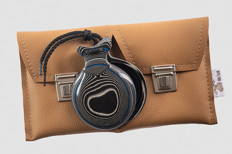 Castagnettes Caprice, tissu noir veiné de bleu et blanc, boîte standard