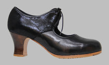 Zapato de baile flamenco profesional piel negro y fantasía