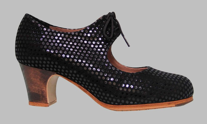 Professional flamenco dance shoe in black fancy leather