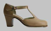 Chaussure de danse flamenco professionnelle en cuir beige (maquillage) avec boucle