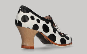 Chaussure de danse flamenco professionnelle à lacets blancs et pois noirs 