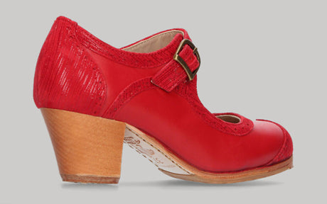 Professional flamenco dance shoe combining red leather and fantasy with a Cuban heel