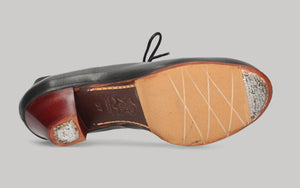 Zapato de baile flamenco profesional piel negro con cordones