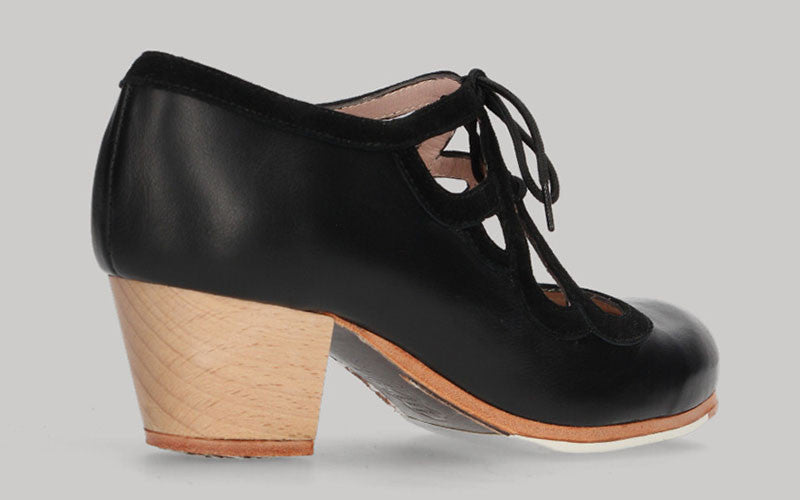 Chaussure de danse flamenco professionnelle combinée en cuir et ornements en daim noir