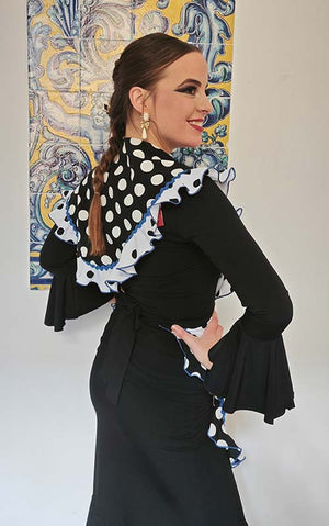 Conjunto Delantal y Mantoncillo  Flamenco Negro y Blanco con Lunares