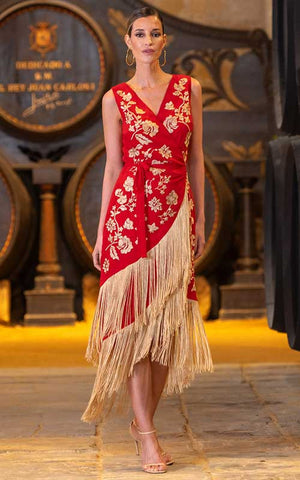 Robe Espagne rouge corail avec broderies et franges beiges