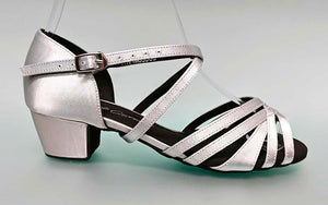 Chaussure de danse de salon en satin argenté