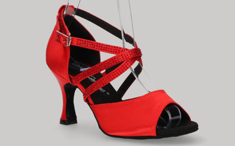 Zapato para Baile de Salón Rojo con Pedrería de Cristal en Pulseras