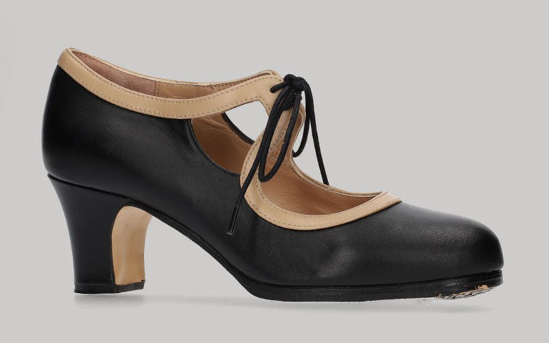 Chaussure de danse flamenco professionnelle en cuir noir et beige avec lacets