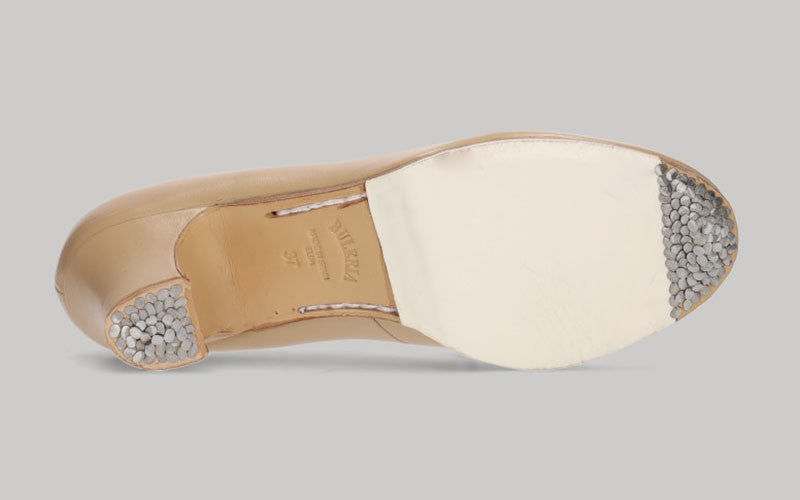 Chaussure de danse flamenco professionnelle en cuir beige et fantaisie avec lacets