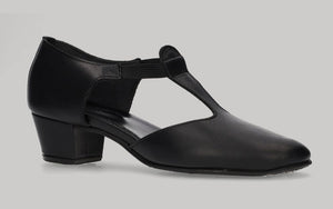 Chaussure de danse en cuir noir, style Chapín, 3 cm. avec clous.