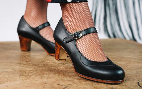 Black "vegan" flamenco dance shoe